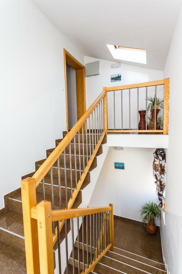 Apartments In Krk Крк Экстерьер фото
